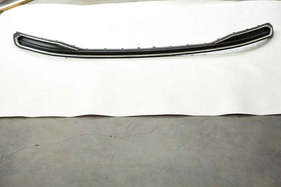 3GB 807 568 Dải bảo vệ cản sau Thanh sáng VW Passat 19-20 Dải cản sau ô tô