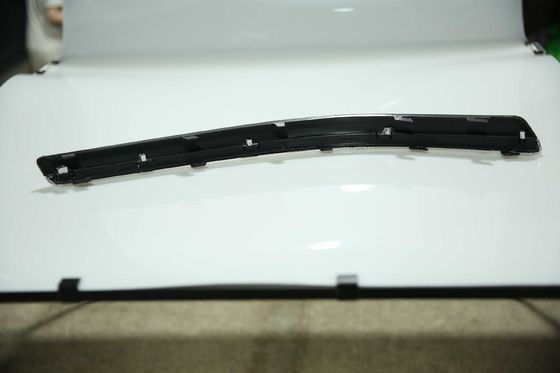 3BD 807 717/718 2005 2006 2008 2007 Vw Passat Dải cản sau Trim ô tô Dải cản